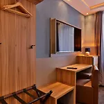 Stay-inn Zentrum Hotel 3*
