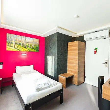 מלון Stay-inn Zentrum בילפלד