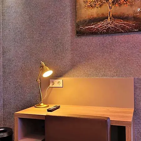 Ξενοδοχείο Stay-inn Zentrum Μπίλεφελντ