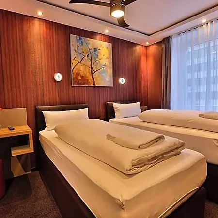 Stay-inn Zentrum 3* Μπίλεφελντ